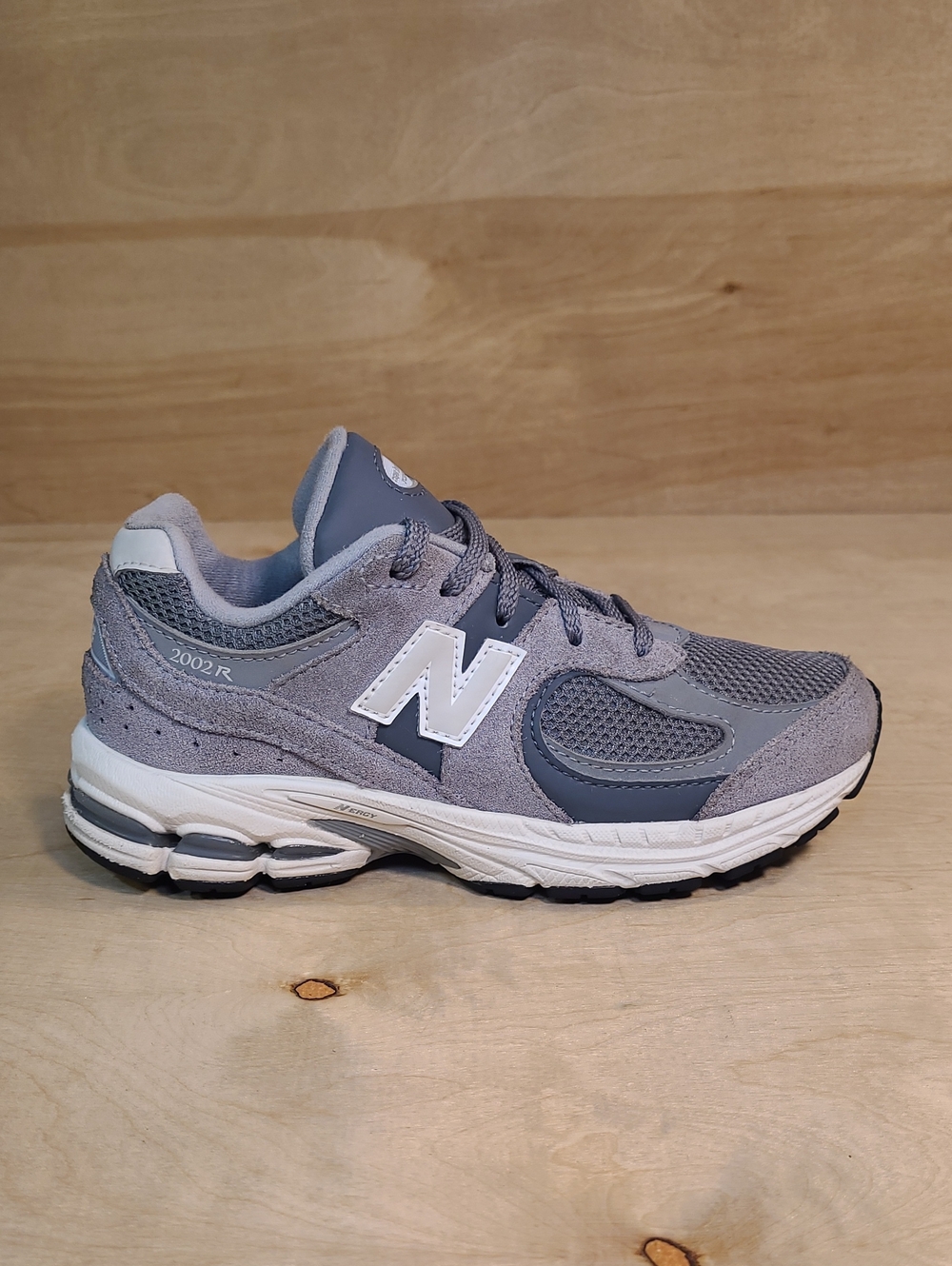 New Balance 2002R Sneakers in a Grey and White Colorway Size 1Y